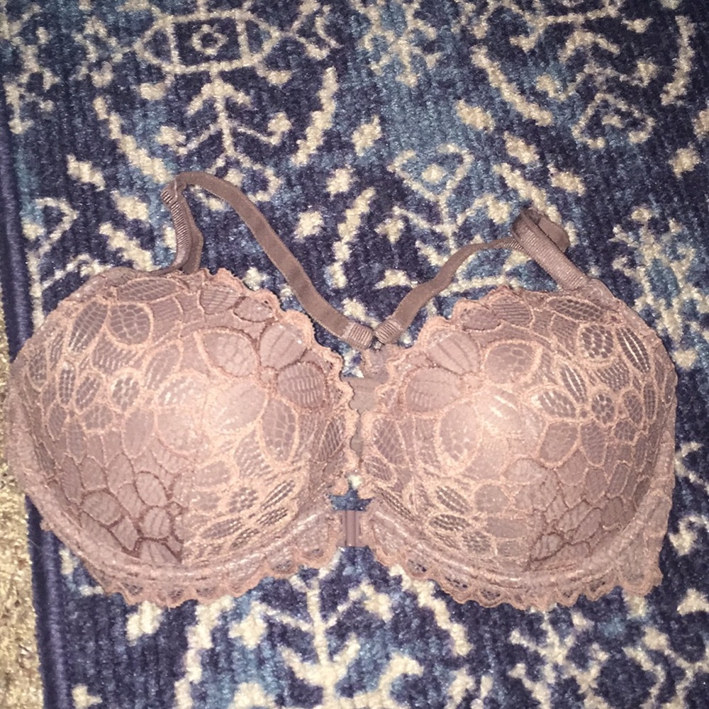 Victoria’s Secret Pink bra